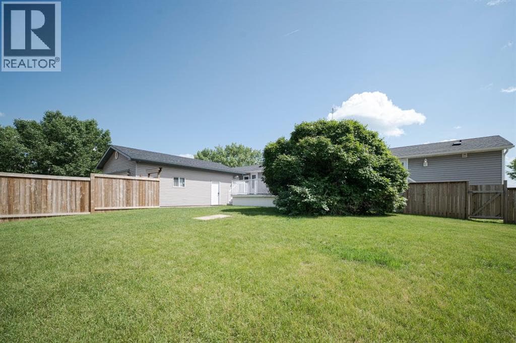 125 Greenwich Lane — photo 3