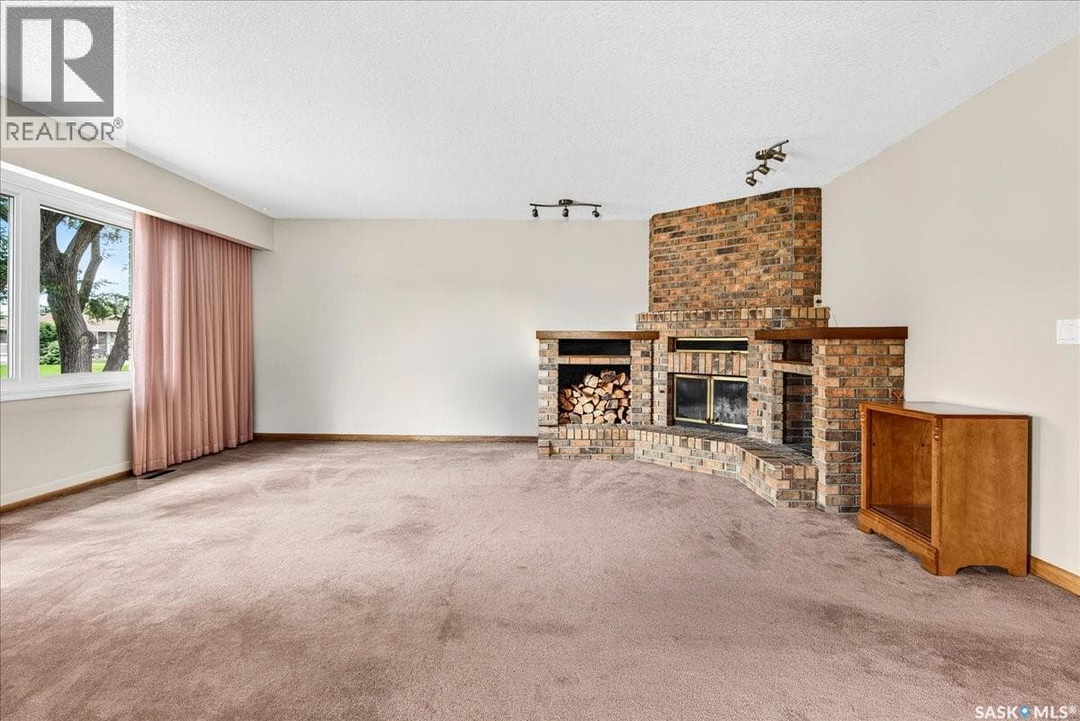 7320 7th AVENUE — photo 3