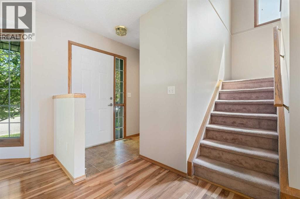 14 Easterbrook Place SE — photo 5