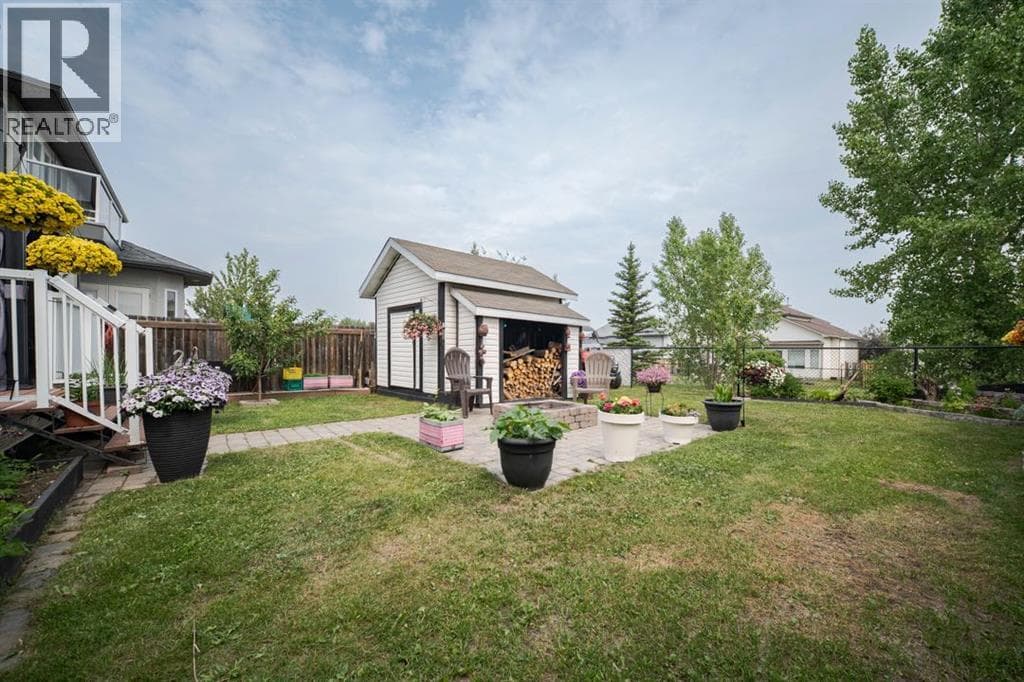 193 Fisher Crescent — photo 3