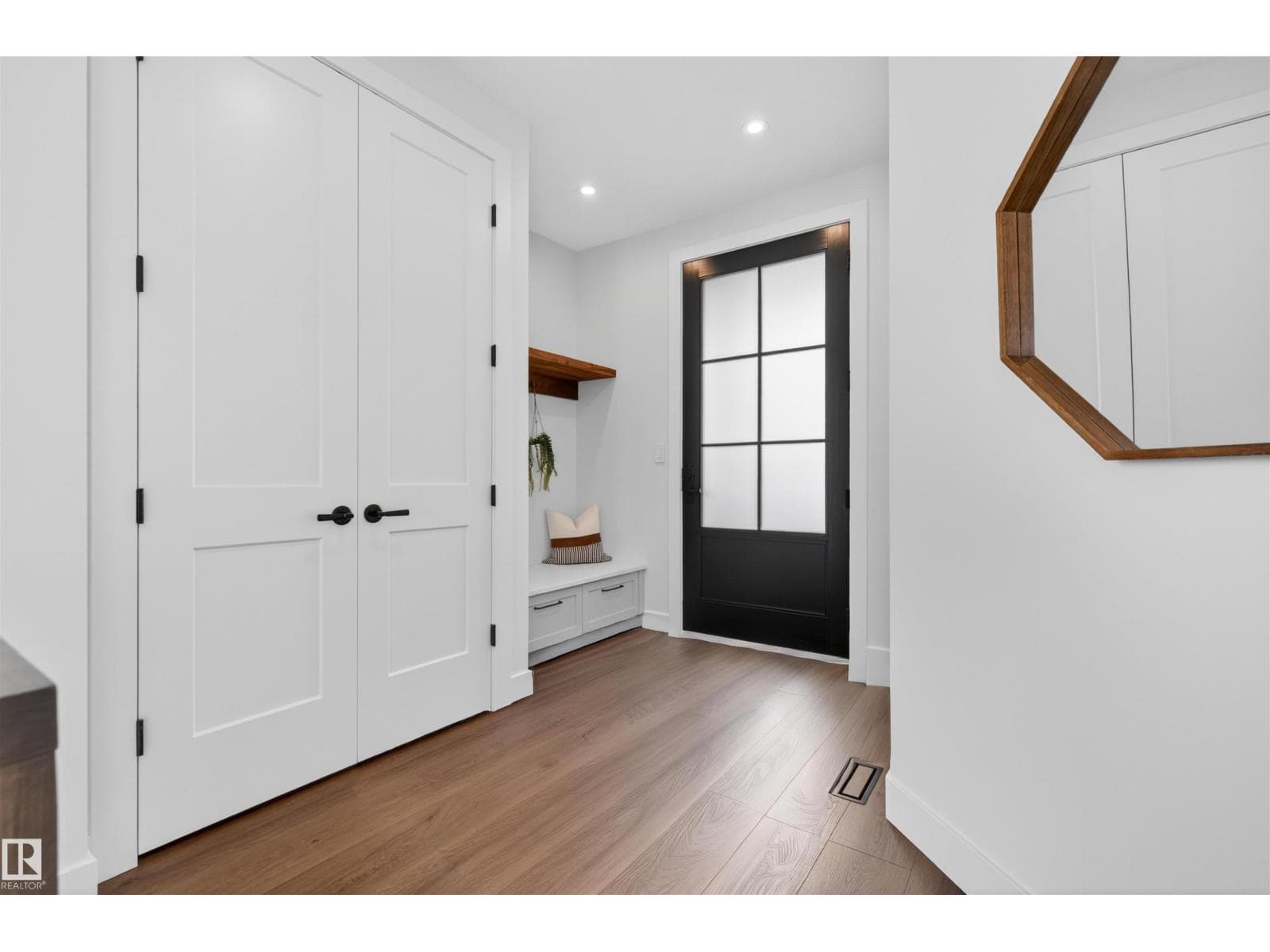 149 EASTGATE WAY — photo 5