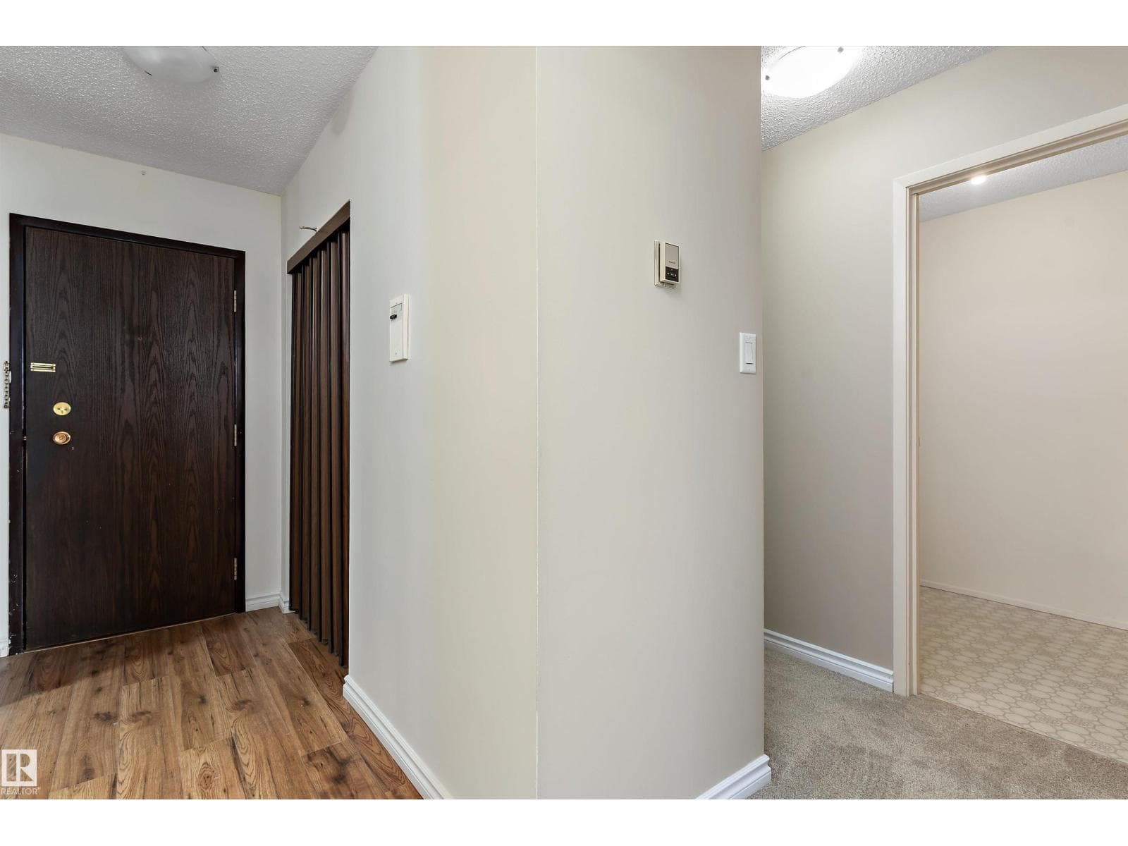 #407 3610 43 AV NW — photo 5