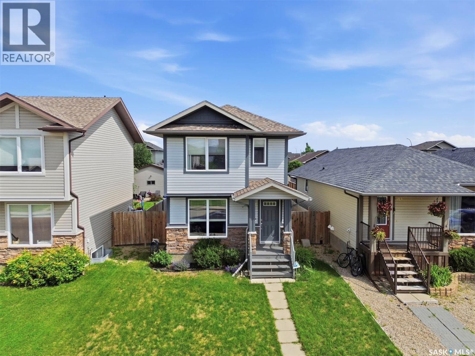 911 Glenview COVE