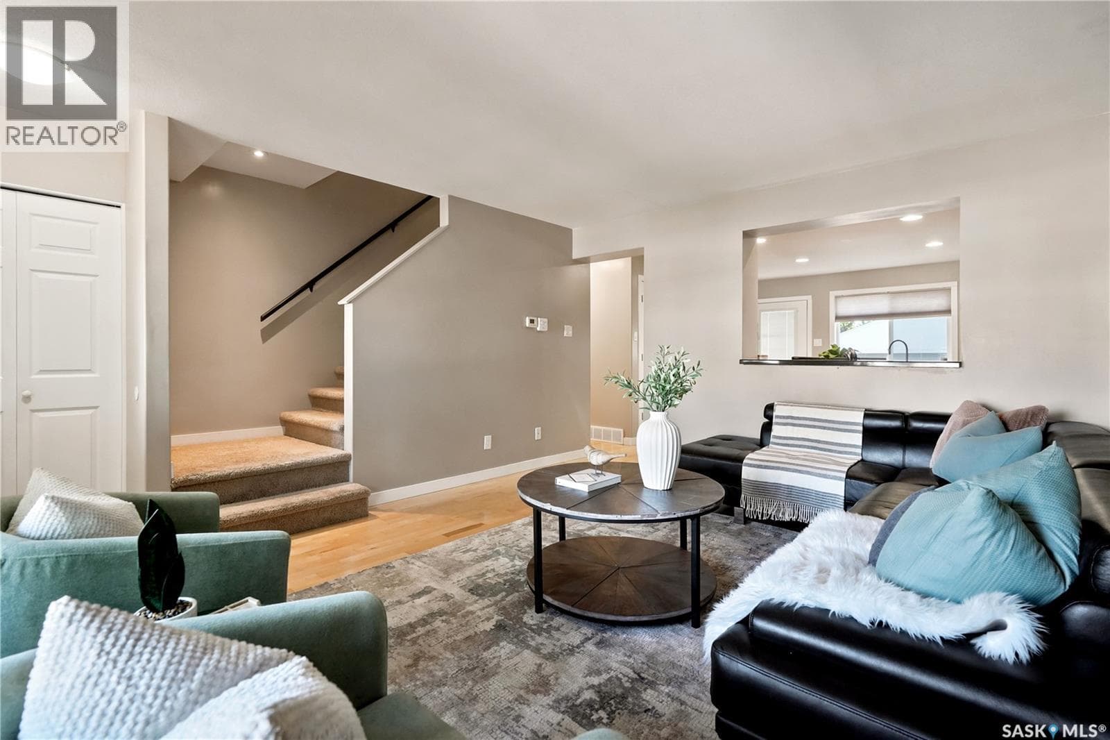 465 Montreal STREET — photo 5