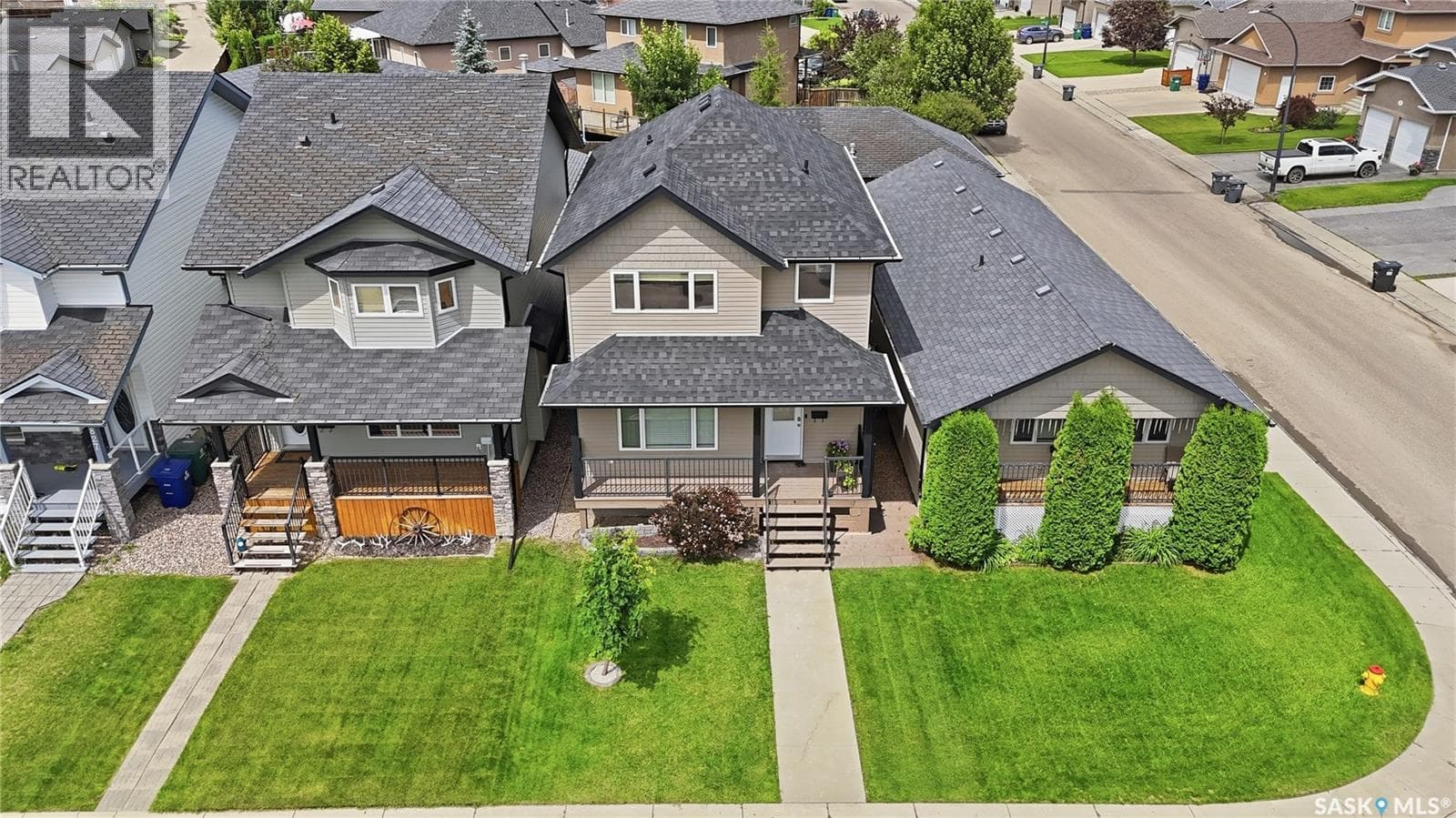 835 Lamarsh LANE — photo 3