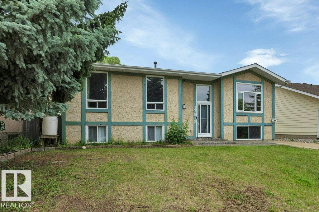 17918 63A AV NW — photo 3