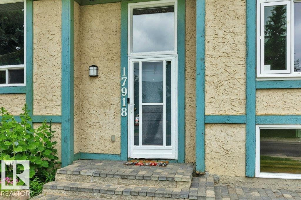 17918 63A AV NW — photo 4