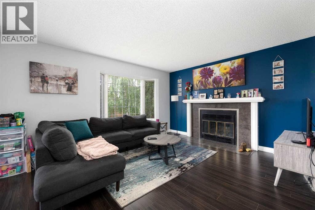 110 Bird Crescent — photo 4