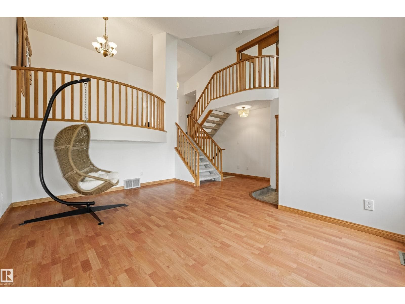17219 113 ST NW — photo 5