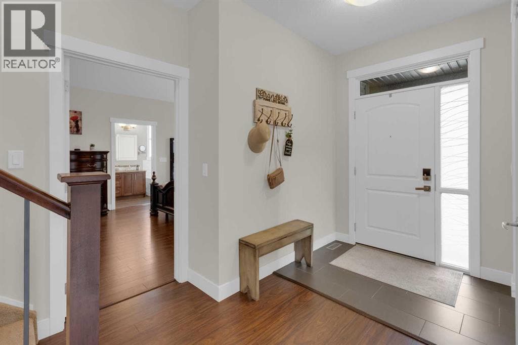 1201, 110 Coopers Common — photo 3
