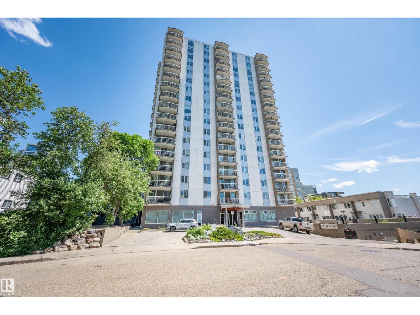#205 9835 113 ST NW