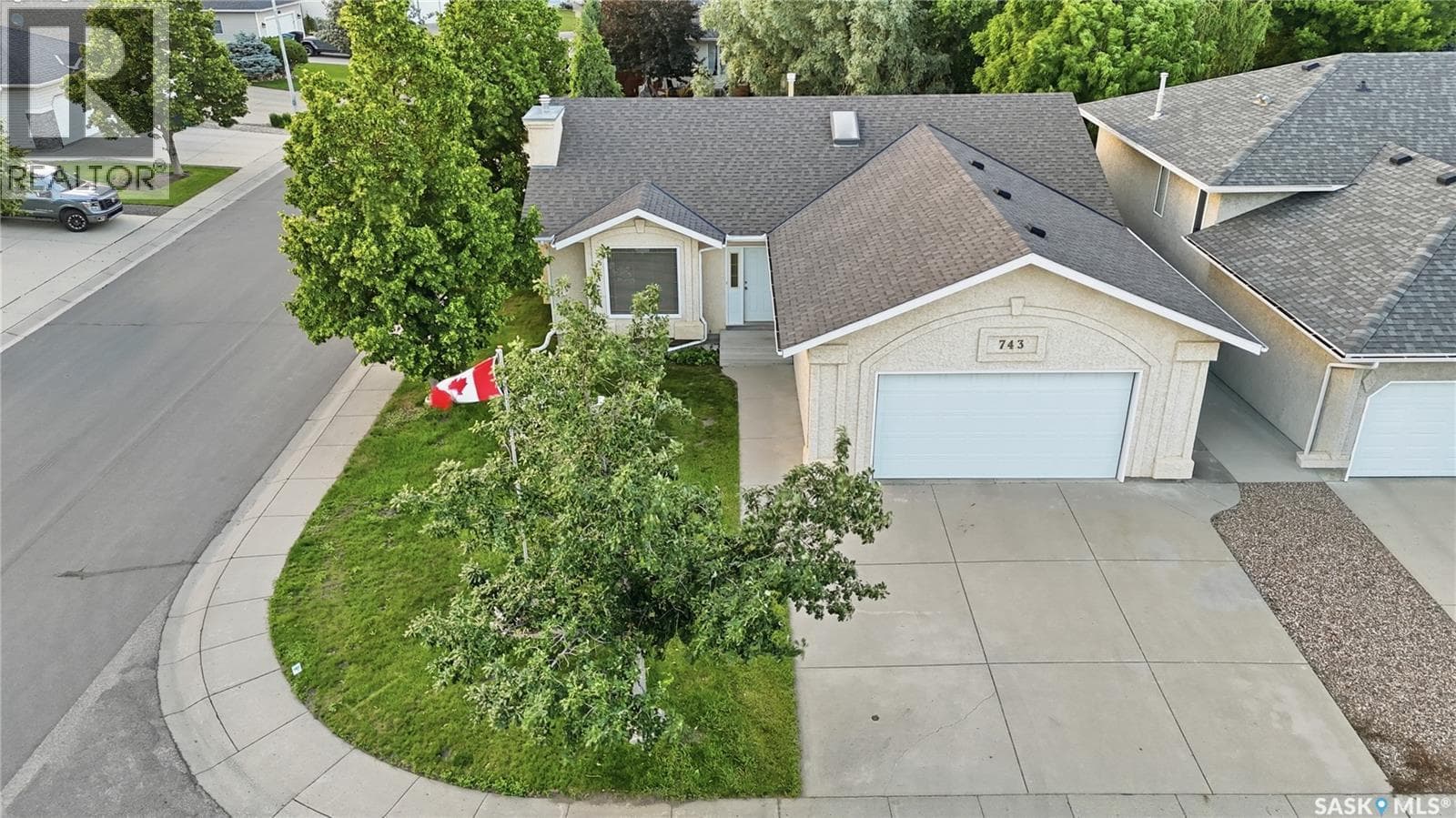 743 Pezer COURT — photo 2