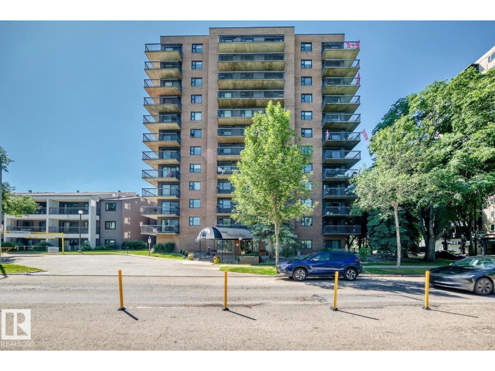 #806 10545 SASKATCHEWAN DR NW