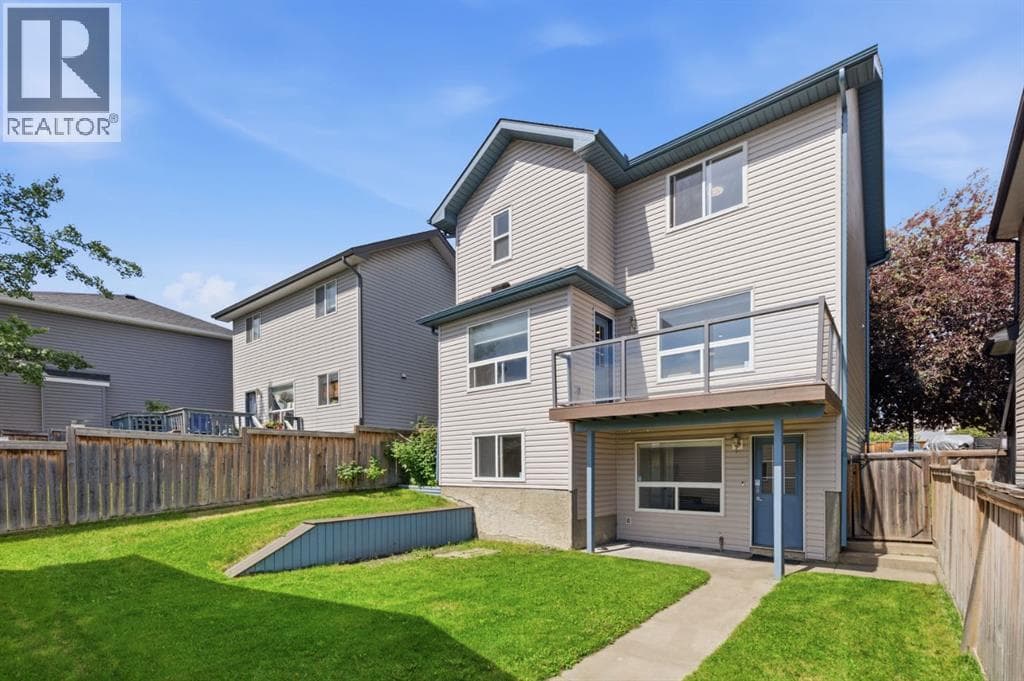 241 Somerside Close SW — photo 4