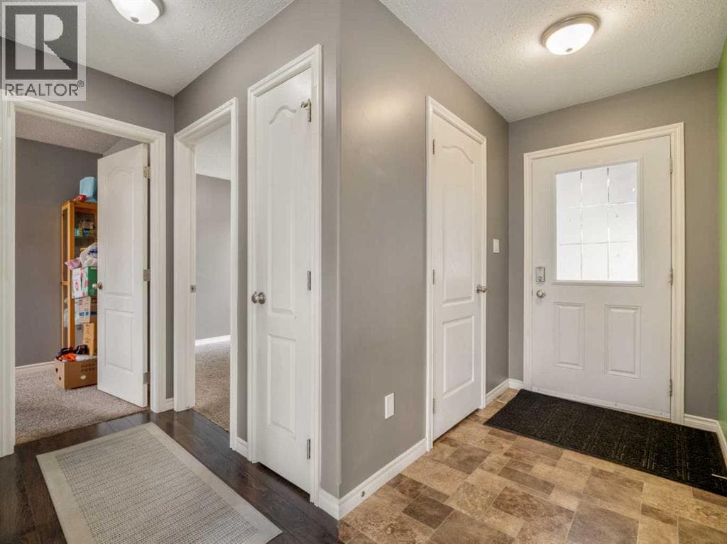 350 Mt Sunburst Way W — photo 5