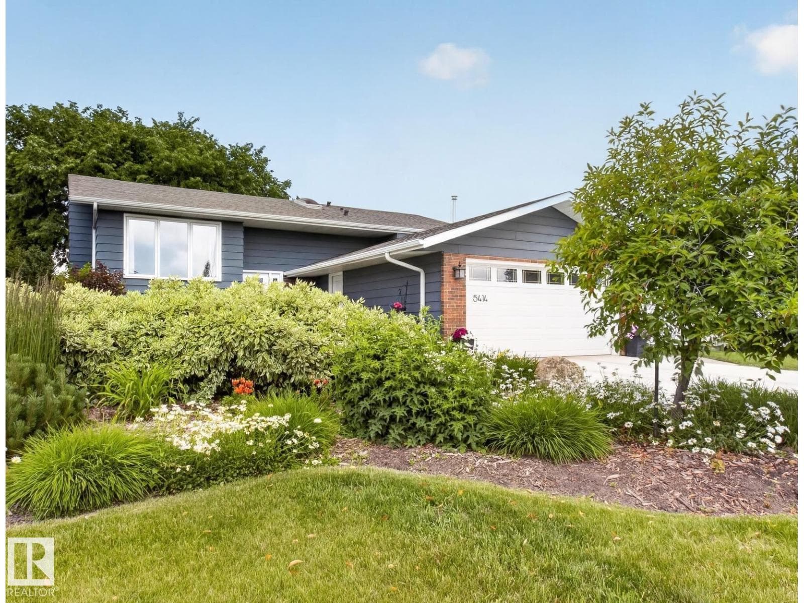 5414 17A AV NW — photo 2