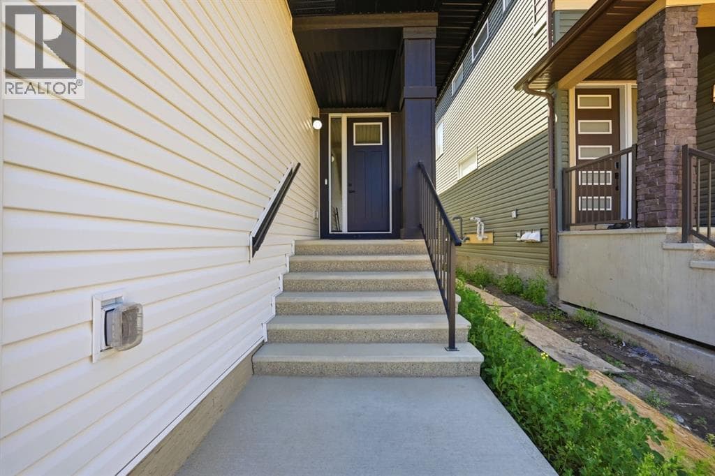 79 amblefield Grove NW — photo 3