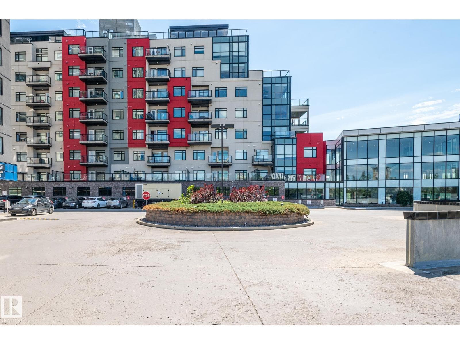 #305 5151 Windermere BV NW — photo 3