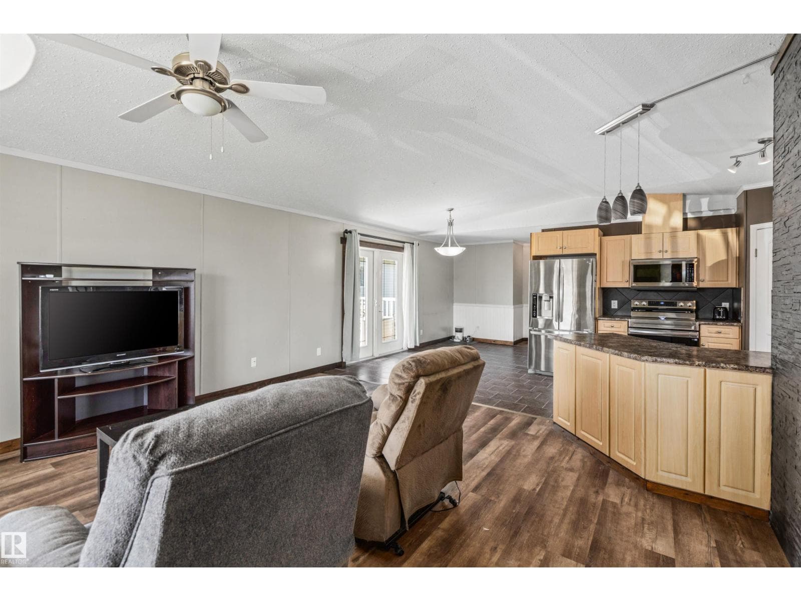 1172 Aspen DR W — photo 5