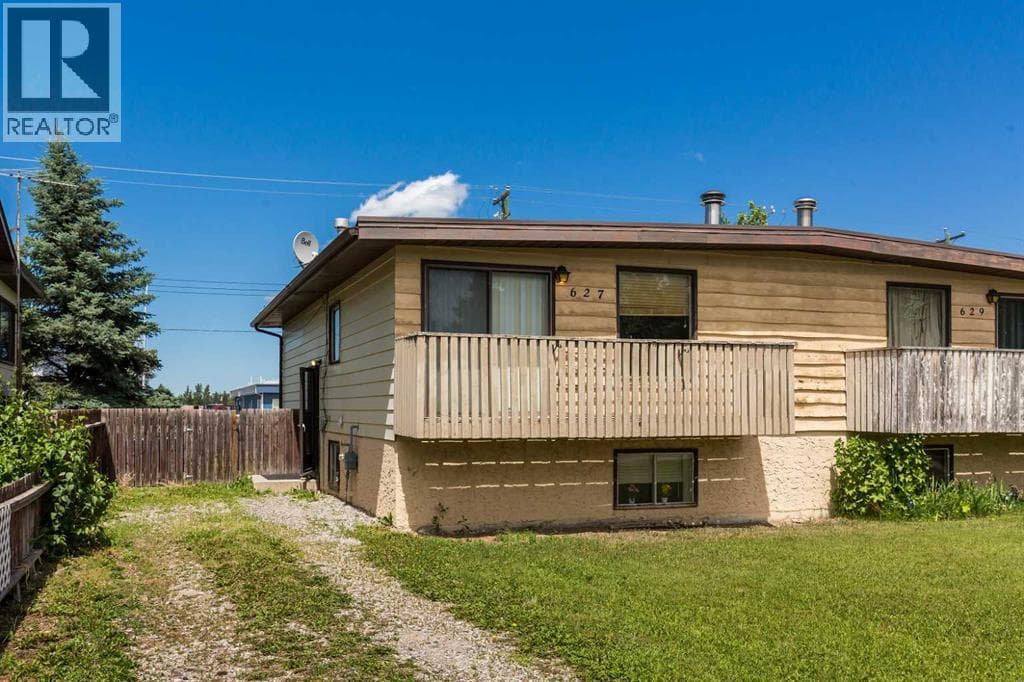 627 11 Street — photo 2