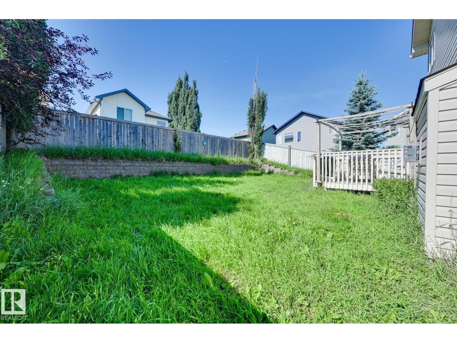 19 ASHTON GA — photo 3