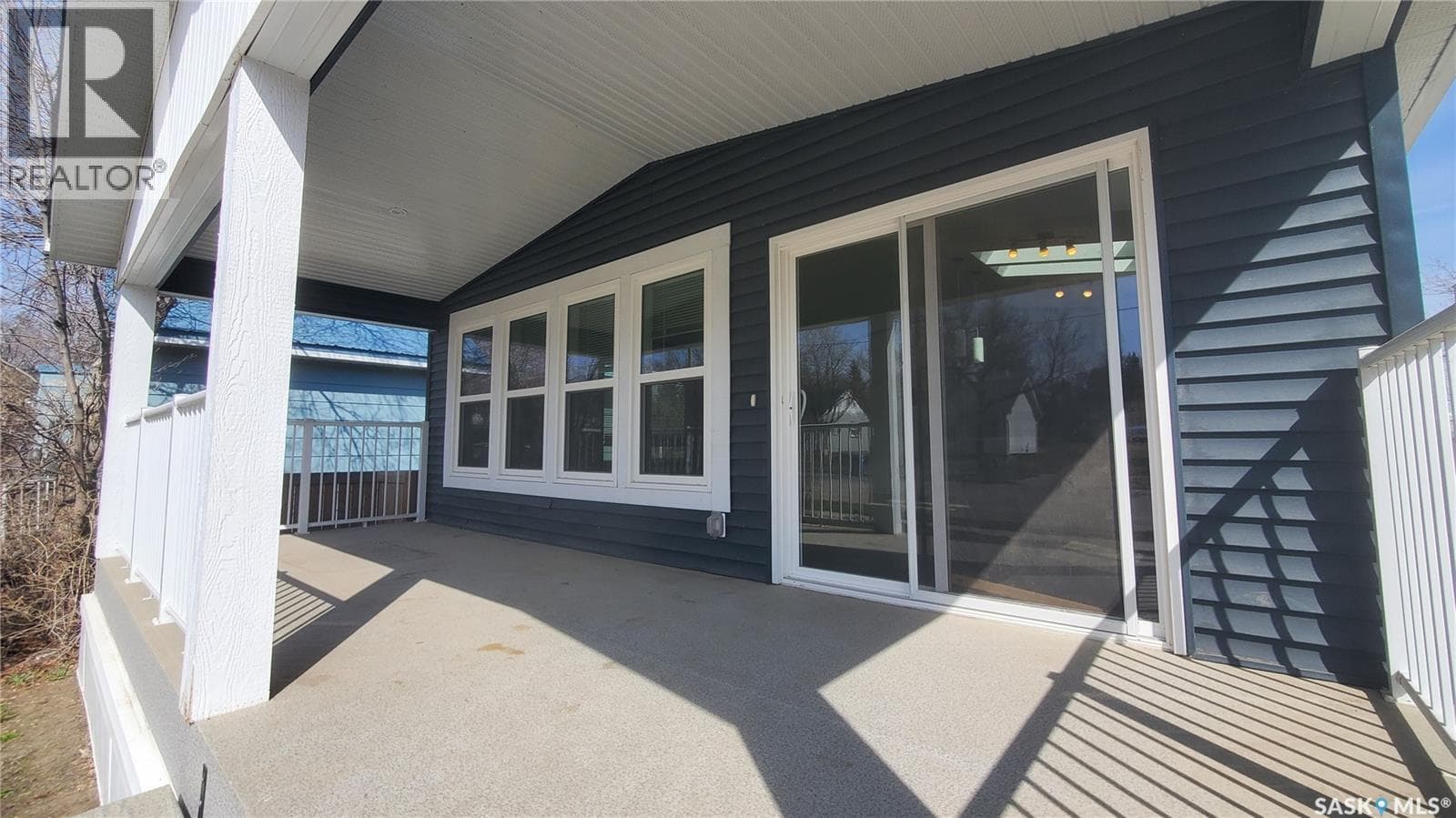 405 2nd AVENUE SE — photo 3