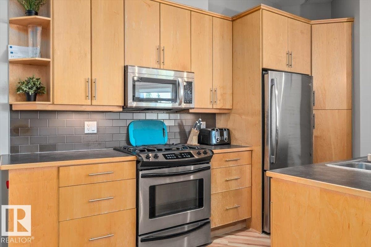 #427 10531 117 ST NW — photo 5