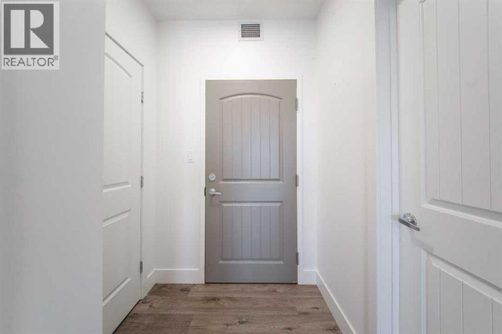 418, 136D Sandpiper Road — photo 2