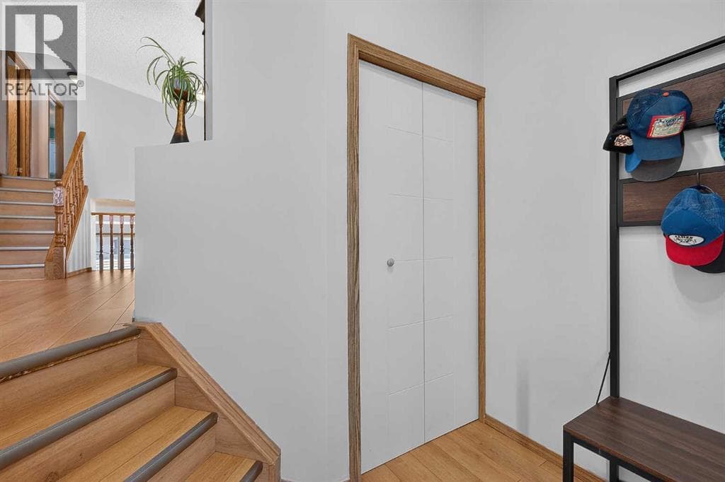 173 Martin Crossing Crescent NE — photo 4