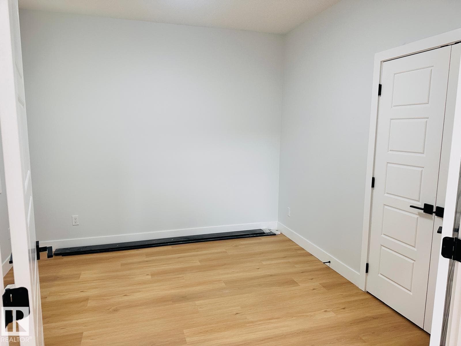 8912 MAYDAY WY SW — photo 5