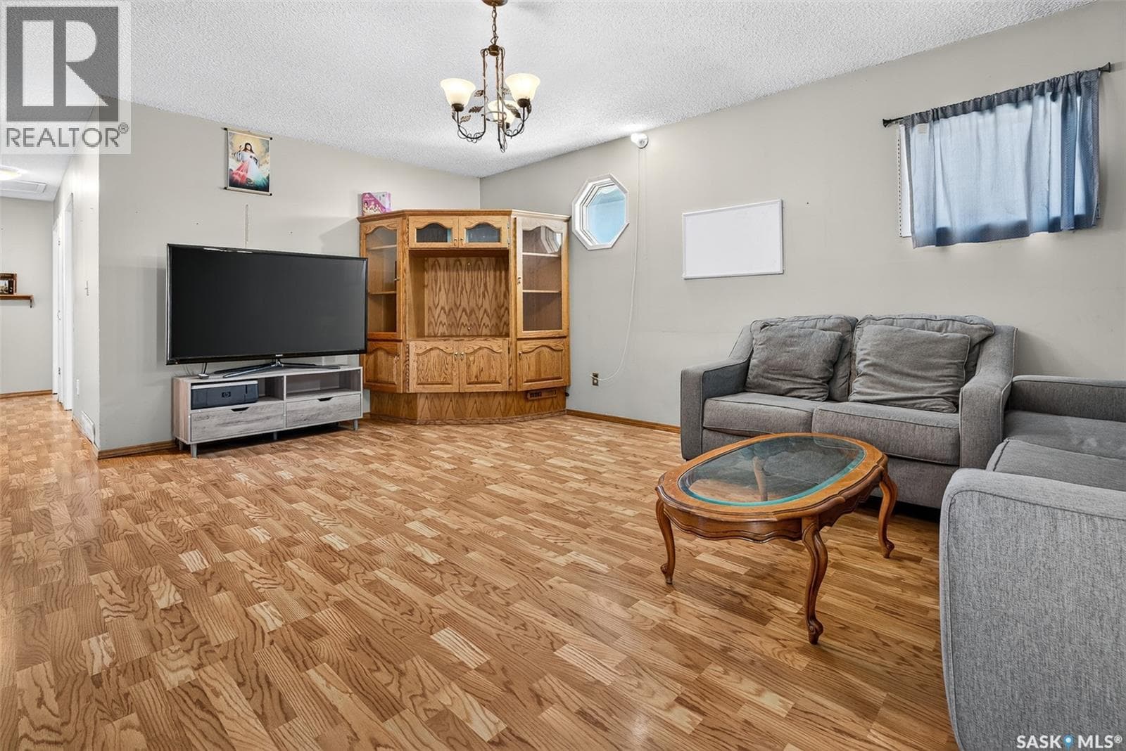 980 Brown STREET — photo 4