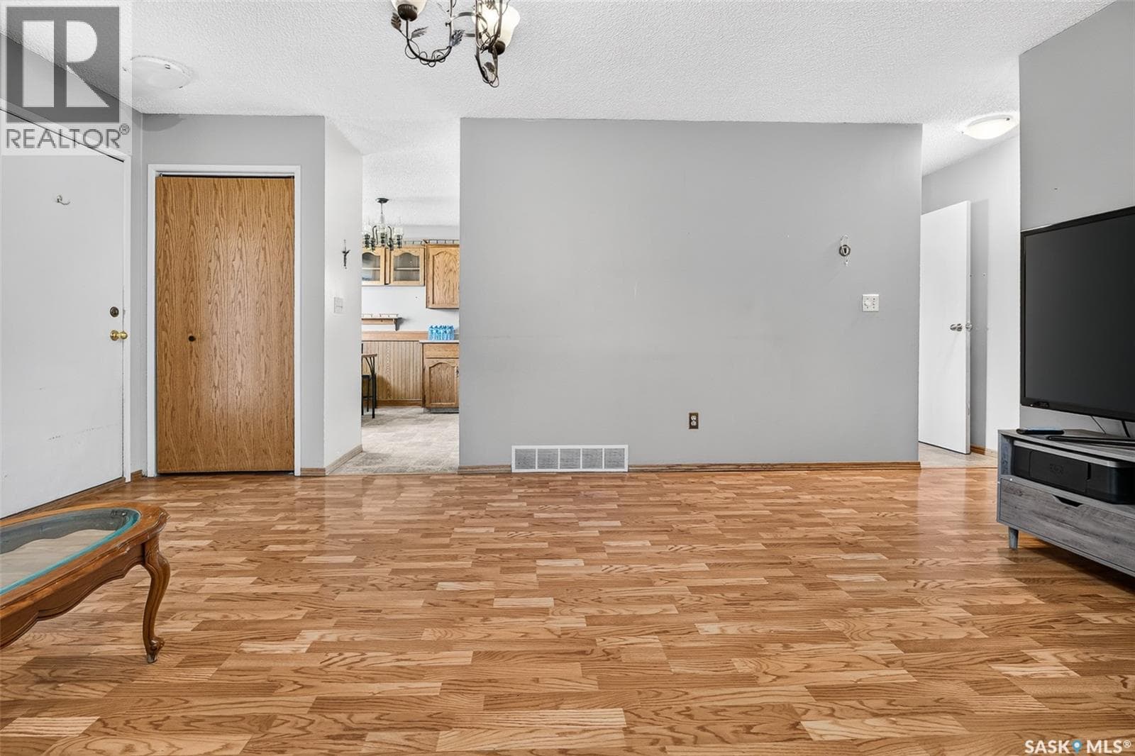 980 Brown STREET — photo 5