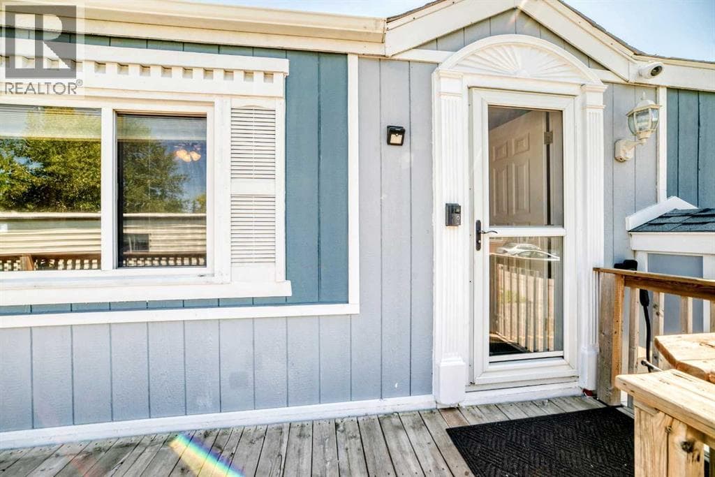 130, 6724 17 Avenue SE — photo 4