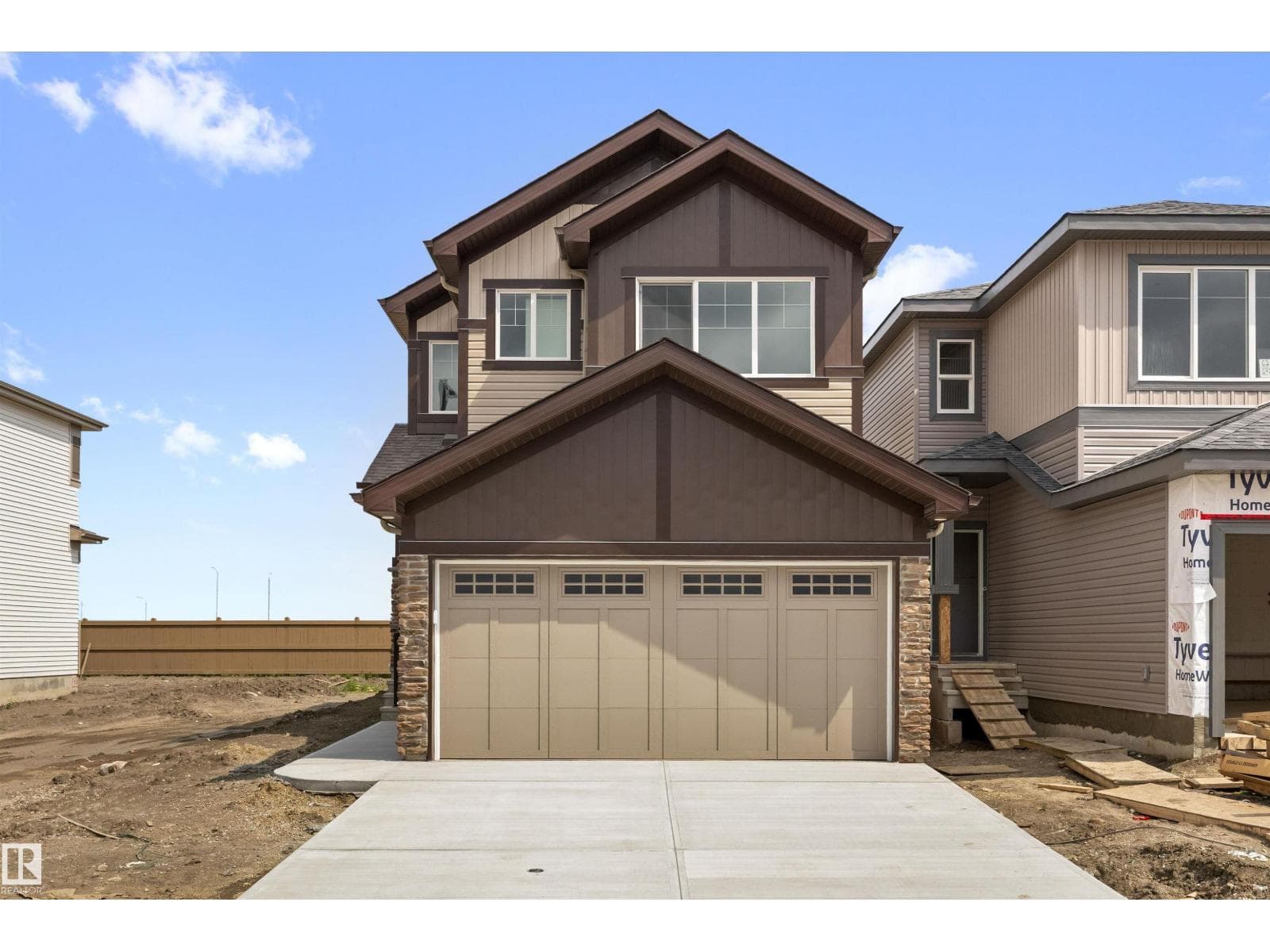 6292 180 AV NW