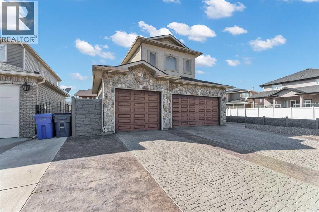 42 Somerset Link SE — photo 2