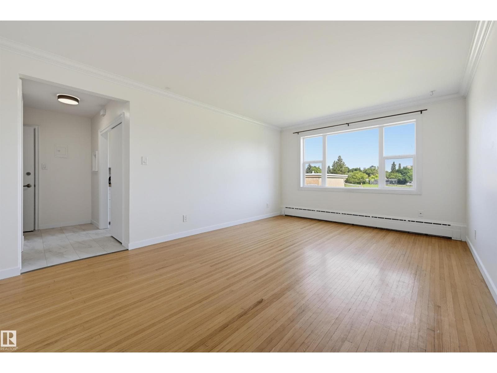 #7 7307 118 ST NW — photo 3