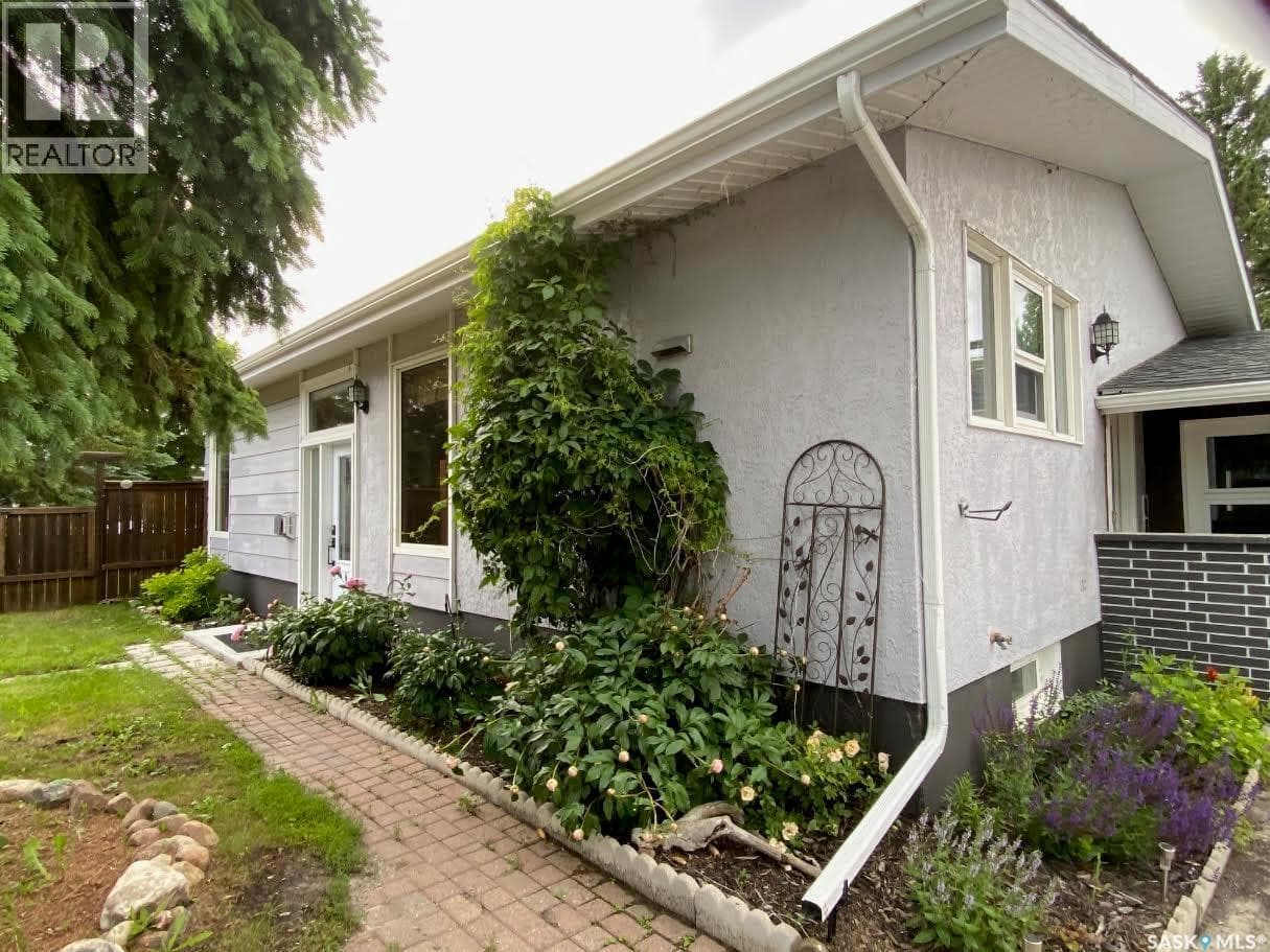 59 Deerwood CRESCENT — photo 2