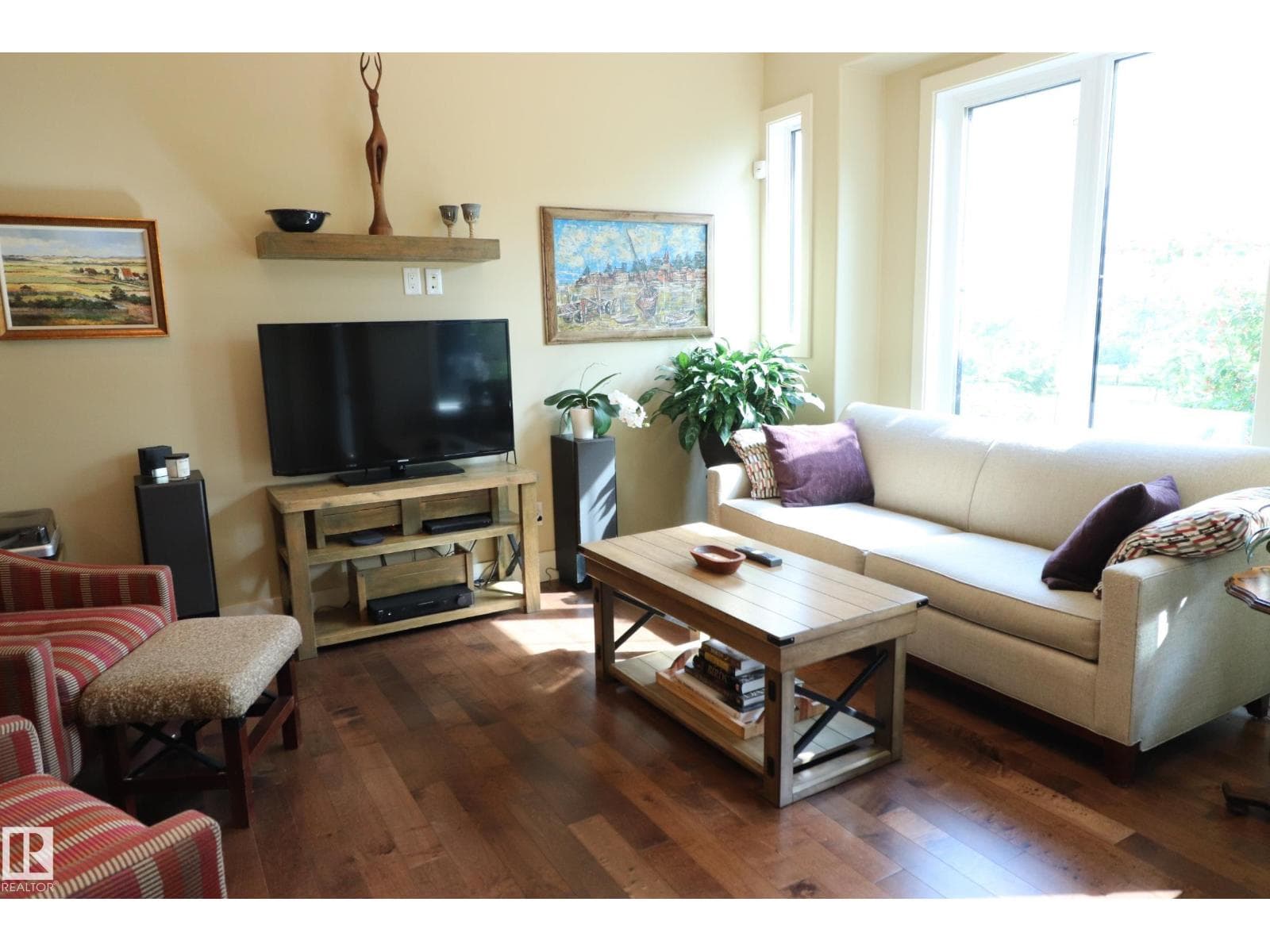7492 MAY CM NW — photo 3