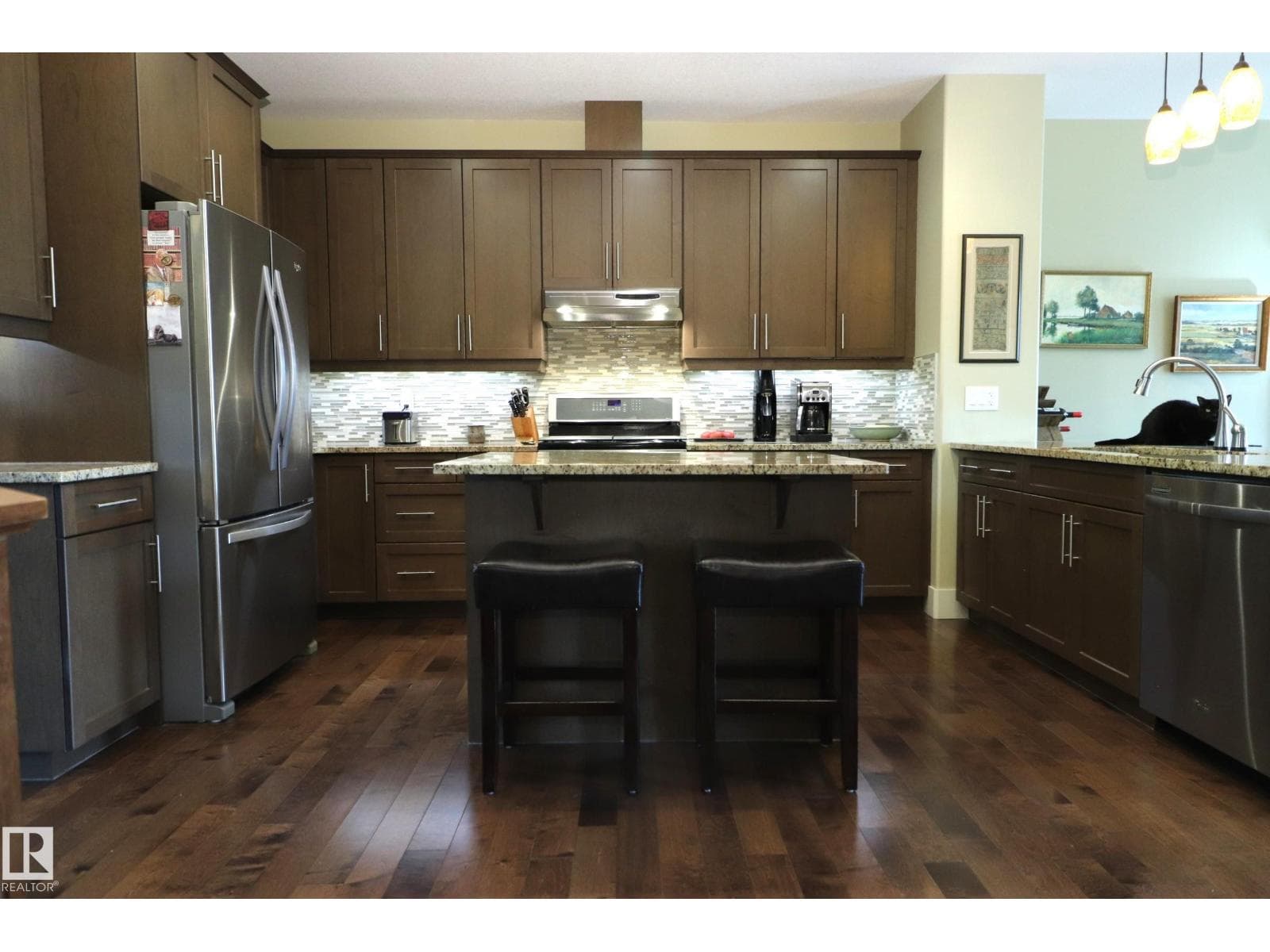 7492 MAY CM NW — photo 2