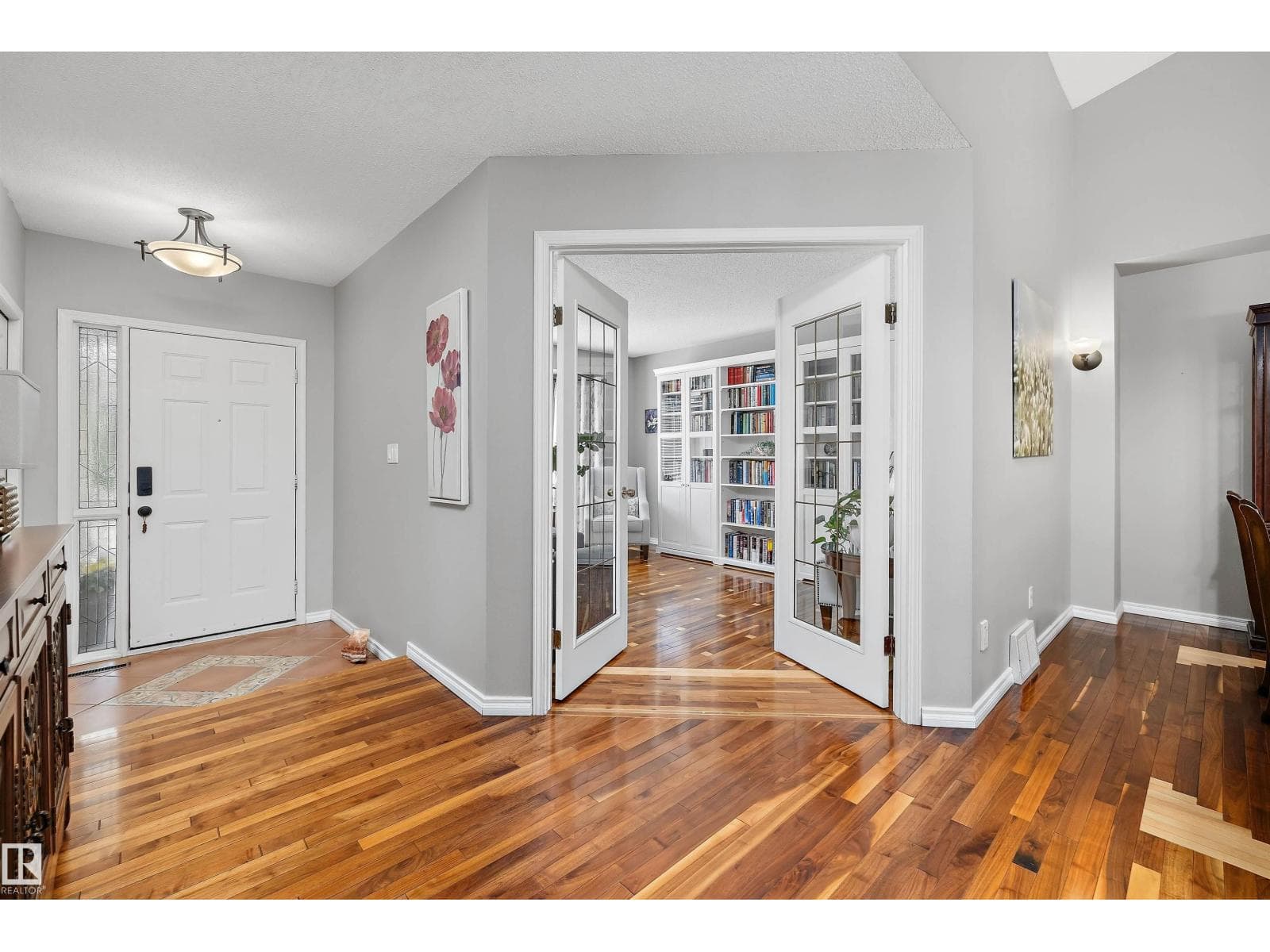 25 NOTTINGHAM CR — photo 4