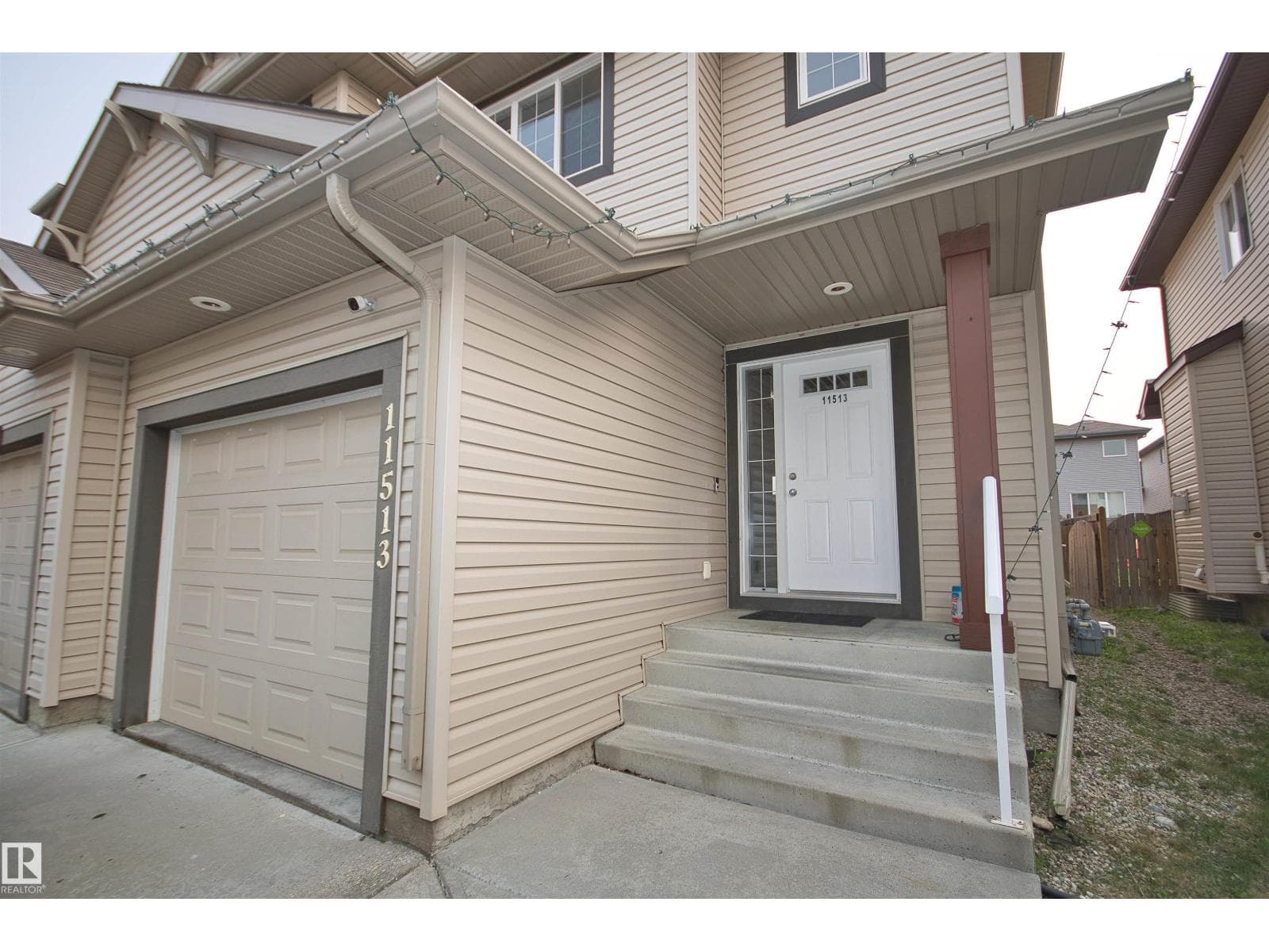 11513 17 AV SW — photo 2