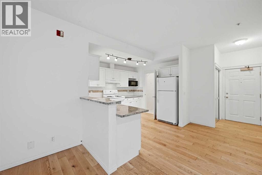 106, 2134 Kensington Road NW — photo 5