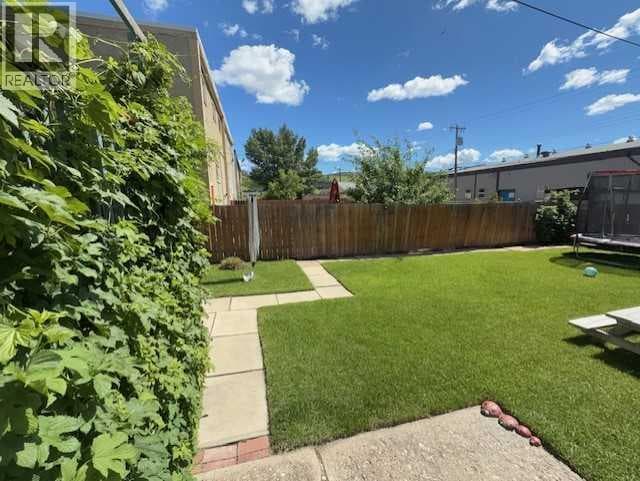 9517 89 Avenue — photo 4