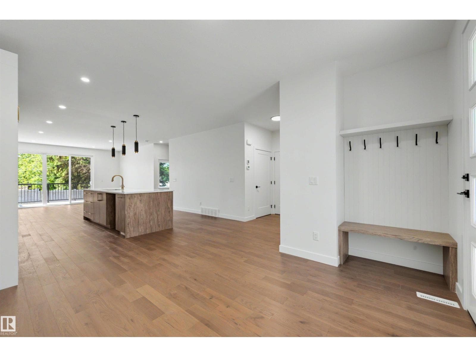 39 ELSINORE PL NW — photo 3