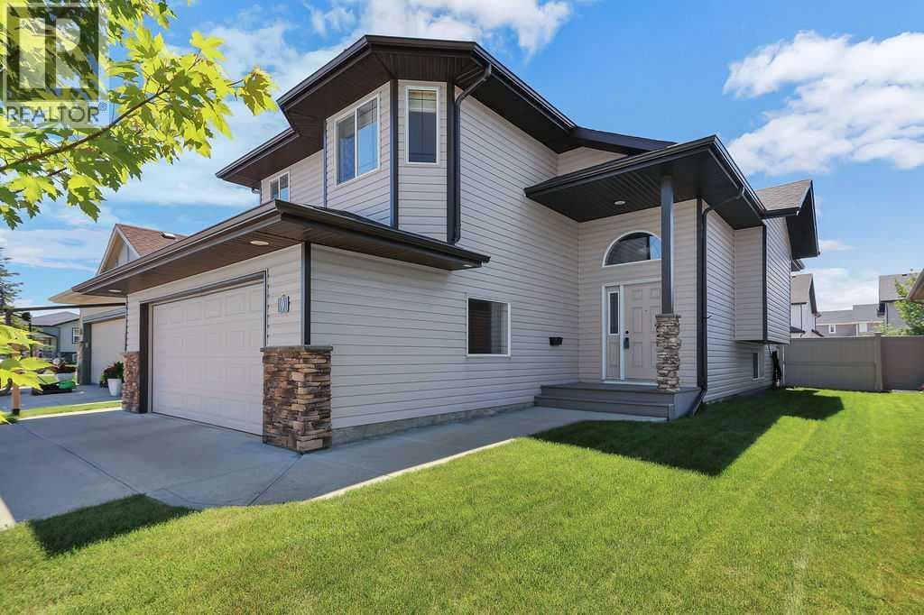 9 Thomas Place — photo 2