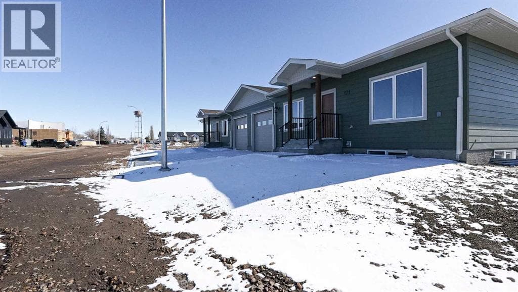 171 Parkview Crescent W — photo 2