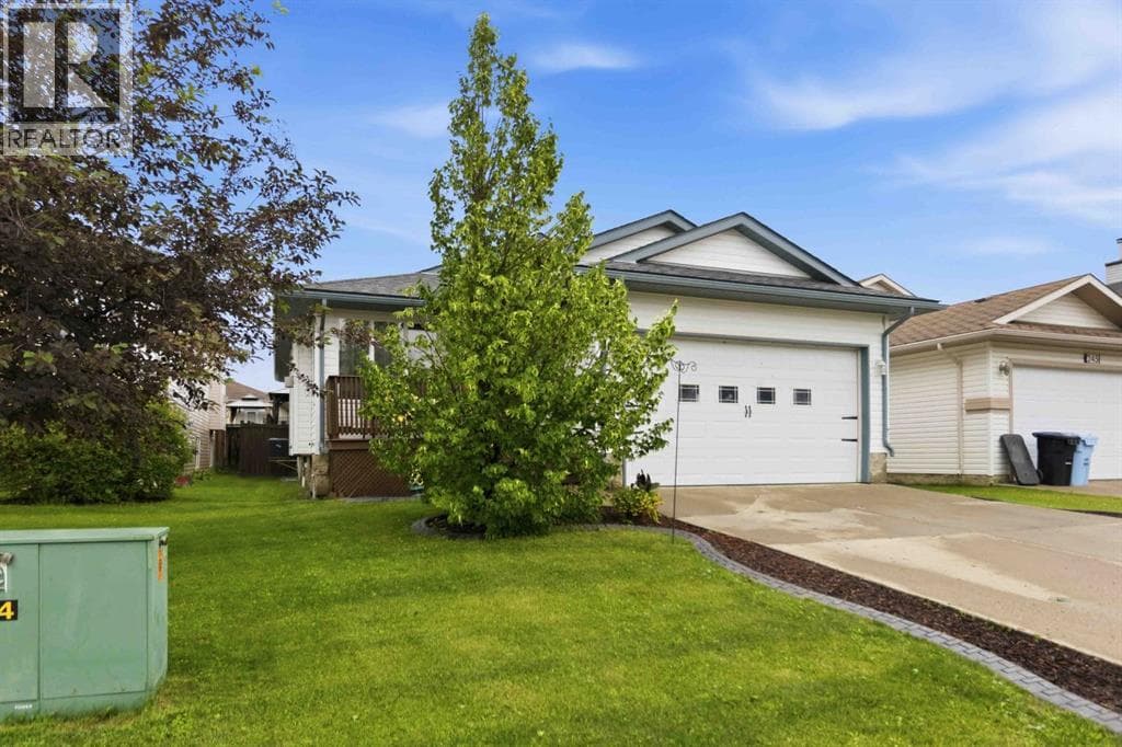 249 Fox Crescent — photo 4