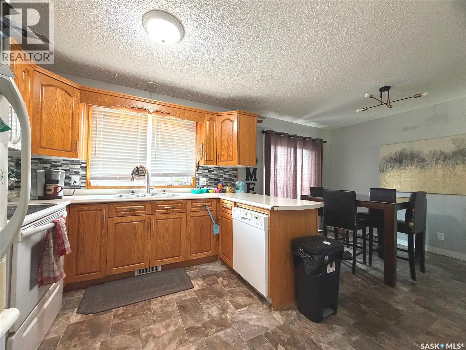 112 Dianne STREET — photo 5