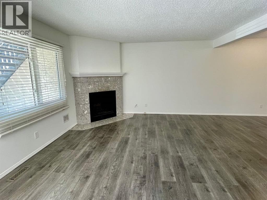 81 Cedar Springs Gardens SW — photo 4