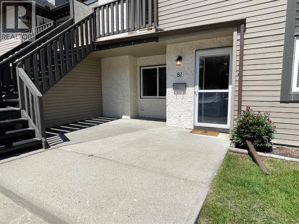 81 Cedar Springs Gardens SW — photo 2
